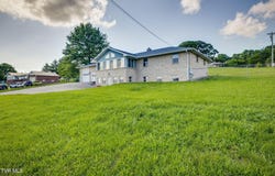 3808 Ford Drive, Kodak, TN 37764