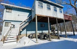 127 Skyview Road, Dingmans Ferry, PA 18328