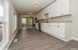 5124 N Point Park Court, Monticello, IN 47960