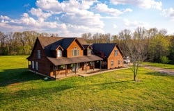2042 Greasy Creek Lane, Washburn, MO 65772