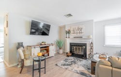 72 Camelot Dr, Worcester, MA 01602