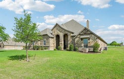 100 Pack Saddle Trail, Weatherford, TX 76088