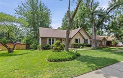 1605 High Drive, Liberty, MO 64068