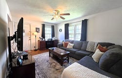 325 W Main Street, Mooresville, IN 46158