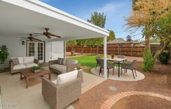 1127 S UNA Avenue, Tempe, AZ 85281