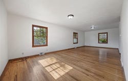 219 Myrtle Ave, IowaCity, IA 52246