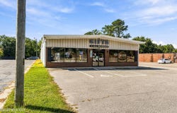 1102 E Broad Avenue, Rockingham, NC 28379