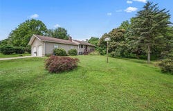 115 Shippingport Rd, Aliquippa, PA 15001