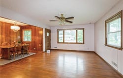 1501 W 100th Street, Bloomington, MN 55431
