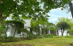 6 Hubbardton Road, New Hartford, NY 13413