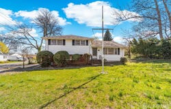 35 grandview Avenue, Edison, NJ 08837