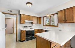 995 Sunny Slope Circle, Camdenton, MO 65020