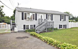 17 Walnut Street, Wyandanch, NY 11798