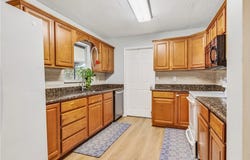 381 Pine Street, Sebastian, FL 32958