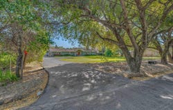 1450 Finley Rd, Pleasanton, CA 94588