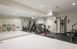 7 Indian Head Road, Riverside, CT 06878