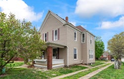 1404 Main Street, Higginsville, MO 64037