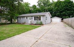 5929 Hilliard Road, Lansing, MI 48911