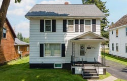 422 W Minckler, Iron River, MI 49935