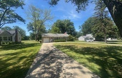 2730 Columbia Road, Westlake, OH 44145