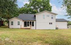 912 Parkview Drive, Hollister, MO 65672