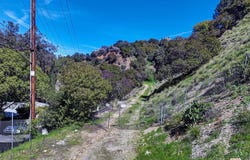 8205 Laurelmont, Los Angeles, CA 90046