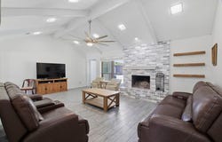 1211 Meadowview Drive, Euless, TX 76039