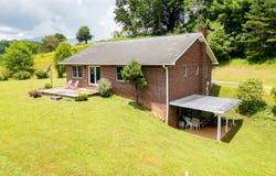 192 Dobson Mountain Road, Franklin, NC 28734