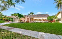 355 Deer Creek Woodlake Lane, Deerfield Beach, FL 33442