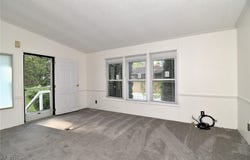 27 Cardinal Drive, Hiram, OH 44234