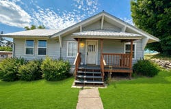 521 N Ramsey St, Tekoa, WA 99033