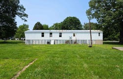 255 E 2nd St, Calhoun, KY 42327