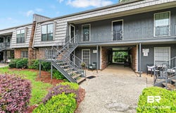 207 S Mobile Street, Fairhope, AL 36532