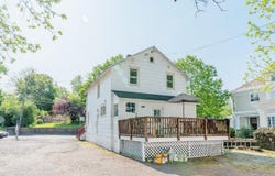 17 S Chestnut Street, New Paltz, NY 12561