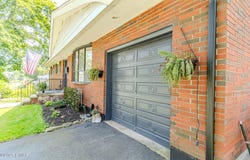 102 Yale Boulevard, Clarks Green, PA 18411