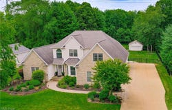 8054 Sandstone Drive, Sagamore Hills, OH 44067