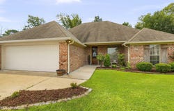 136 Greenfield Ridge Drive, Brandon, MS 39042