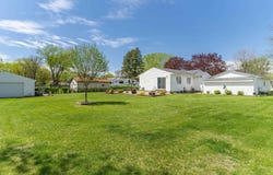 342 Crestridge Drive, Waterloo, IA 50702