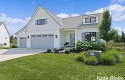 730 Stonebriar Circle, Grandville, MI 49418