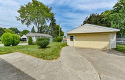 2822 S 67th St, Milwaukee, WI 53219