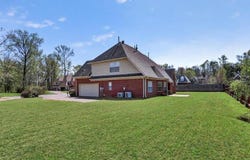 911 CLAIR Cv, Hernando, MS 38632
