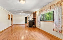 536 Prescott Road, Manchester, ME 04351