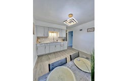 8621 W Lisbon Ave, Milwaukee, WI 53222