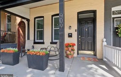 909 E ORANGE STREET, LANCASTER, PA 17602