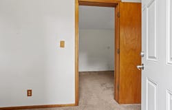 150 RIVER Ln, Gladstone, OR 97027