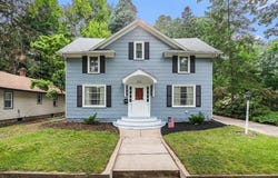 311 Moccasin Street, Buchanan, MI 49107