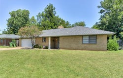 621 Yukon Avenue, Yukon, OK 73099