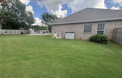 8 Darian  DR, Bentonville, AR 72712