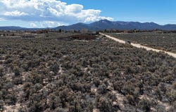 85 Vista Linda Rd, Ranchos de Taos, NM 87557