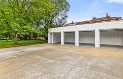 7118 Mcpherson Blvd, Point Breeze, PA 15208